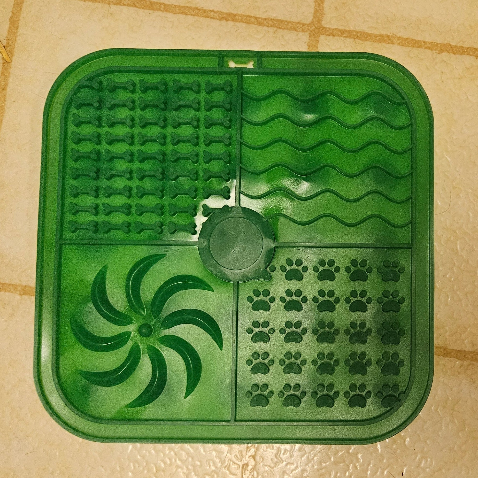 LickMat Multi-Texture Feeding Mat