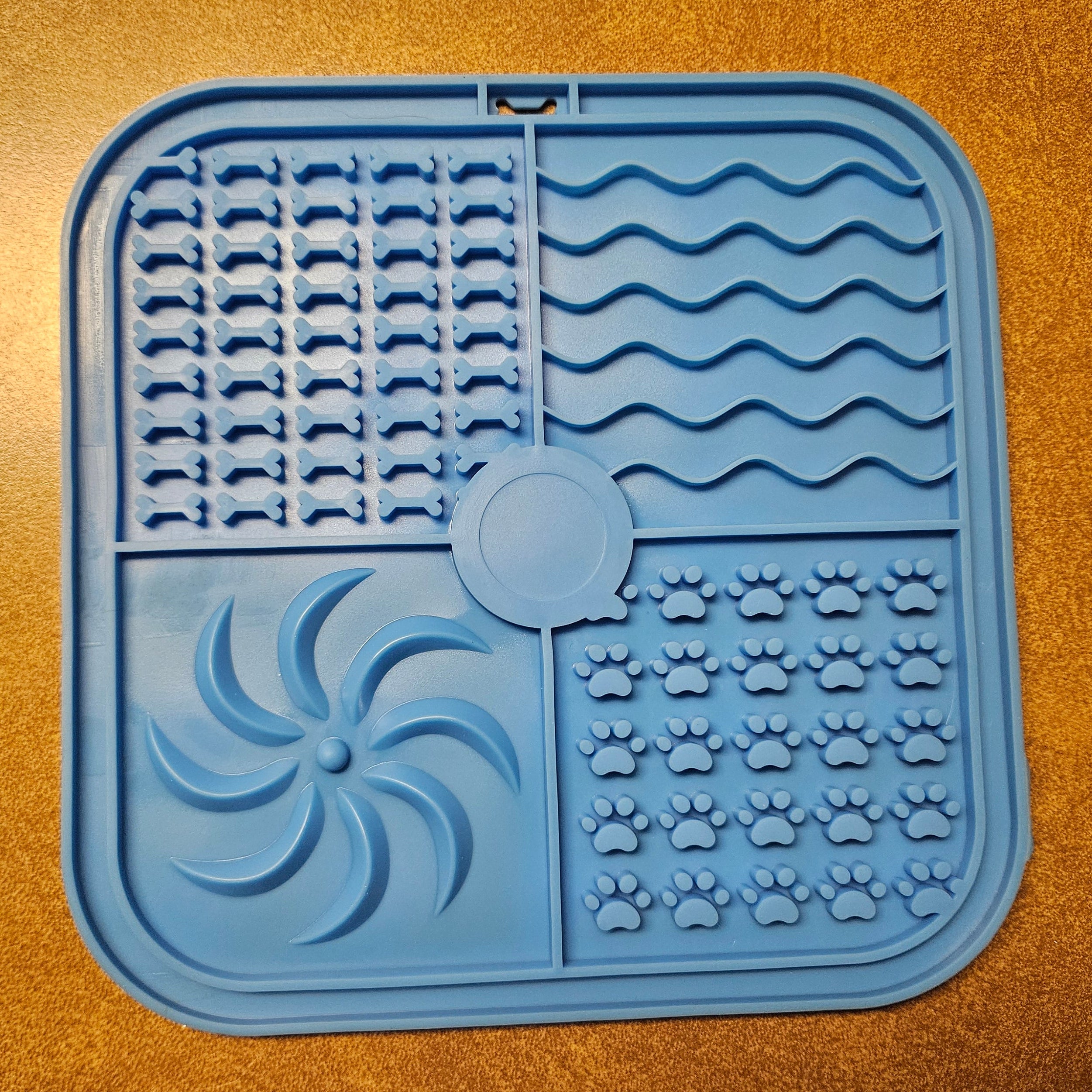 LickMat Multi-Texture Feeding Mat