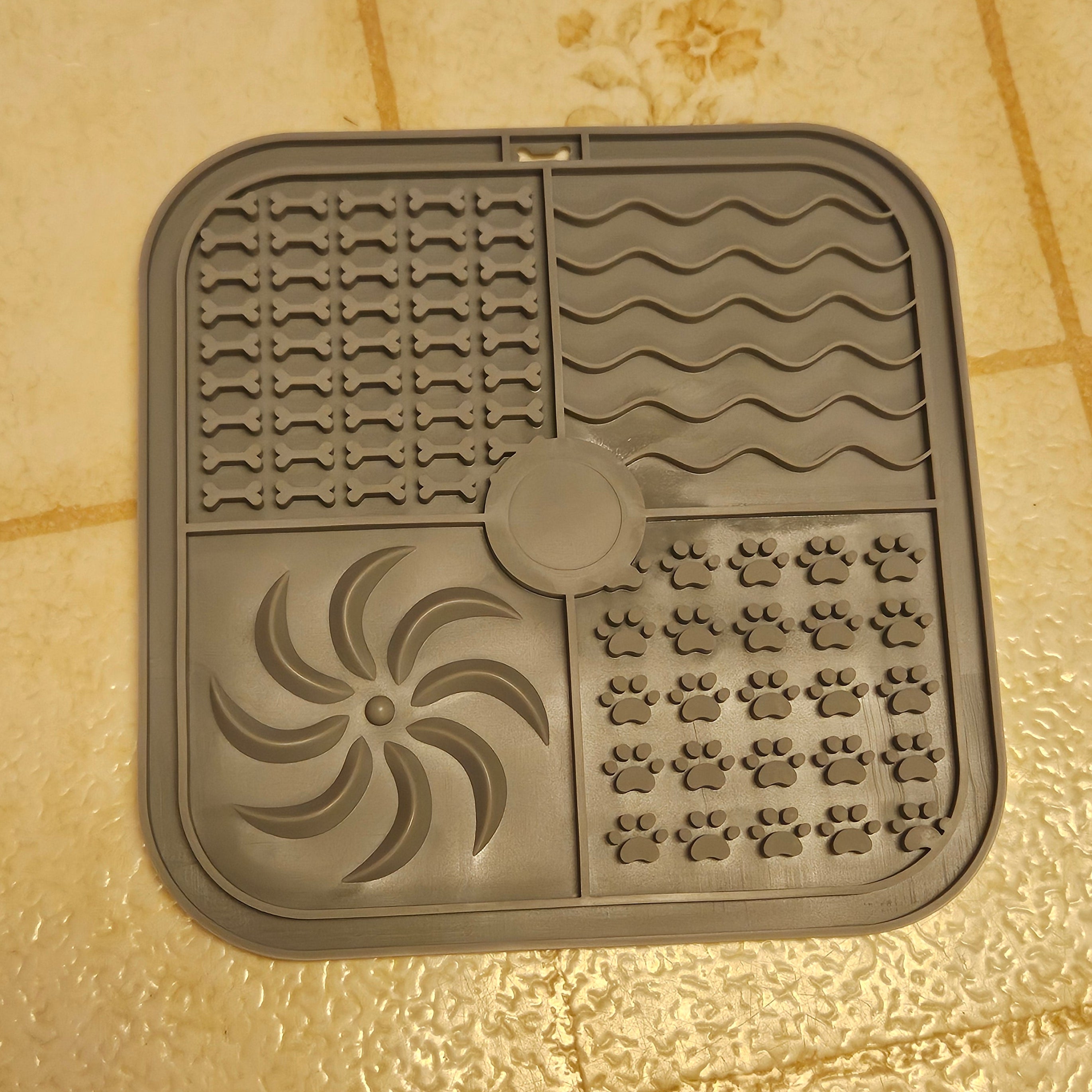 LickMat Multi-Texture Feeding Mat
